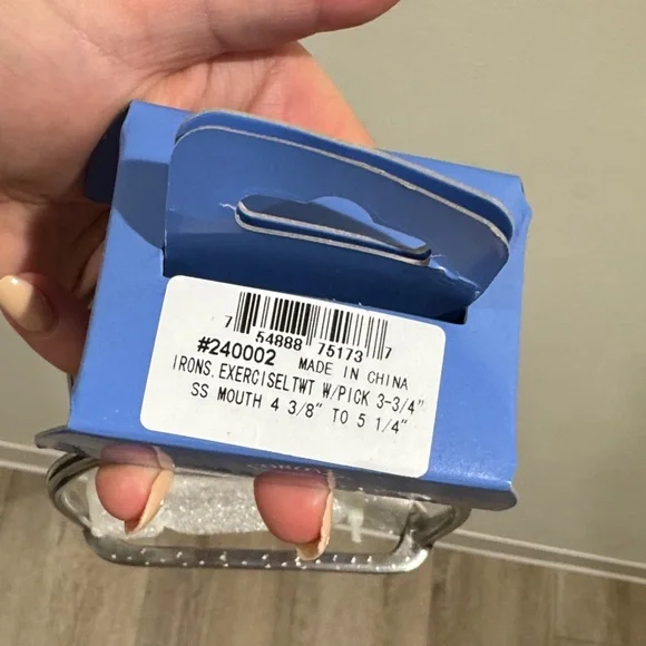 Coronet Silver English Riding Horse Stirrups - Picture 2 of 4